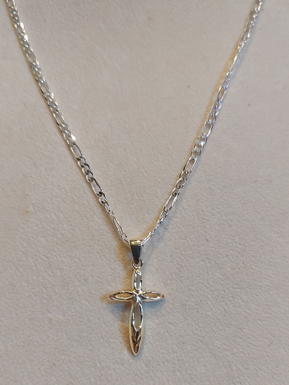 925 Sterling Silver Crucifix Cross Pendant And  Necklace Figaro Chain 18"